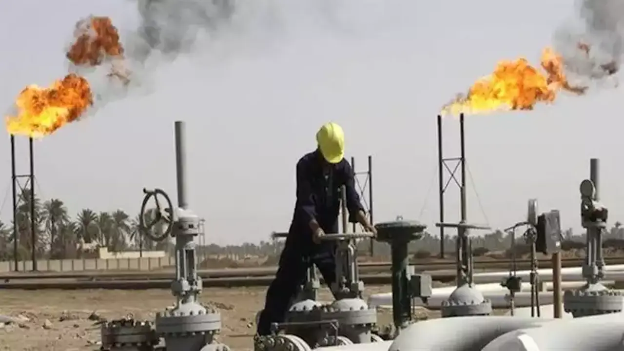 تراجع أسعار النفط مع ارتفاع مؤشرات انتهاء الصراع في الشرق الأوسط